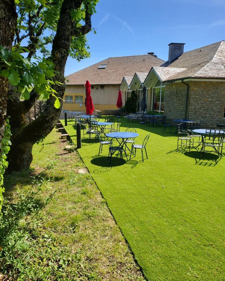 Hotel Causse Comtal Rodez, The Originals Relais Gages-le-Haut Exterior foto
